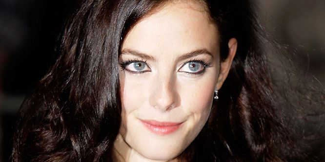 Kaya Scodelario - Age, Family, Bio | Famous Birthdays