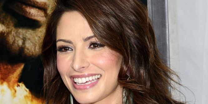 Sarah Shahi - Age, Family, Bio | Famous Birthdays