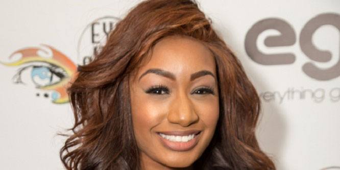 Janelle Shanks - Age, Family, Bio | Famous Birthdays