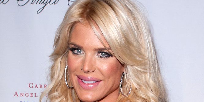 Victoria Silvstedt - Age, Family, Bio | Famous Birthdays