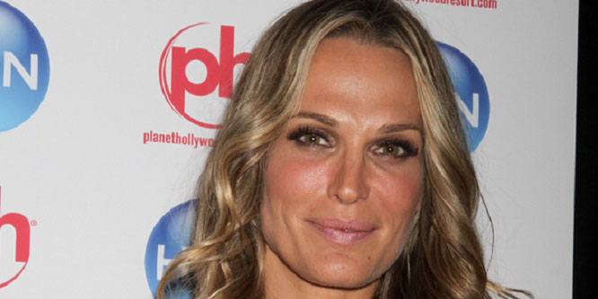 Molly Sims - Age, Family, Bio | Famous Birthdays