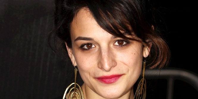 Jenny Slate - Age, Family, Bio | Famous Birthdays