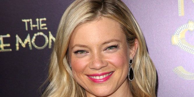 Amy Smart - Age, Family, Bio | Famous Birthdays