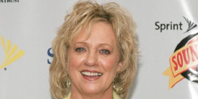 Connie Smith - Age, Family, Bio | Famous Birthdays