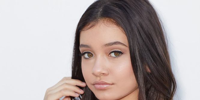 Sophie Michelle - Age, Family, Bio | Famous Birthdays