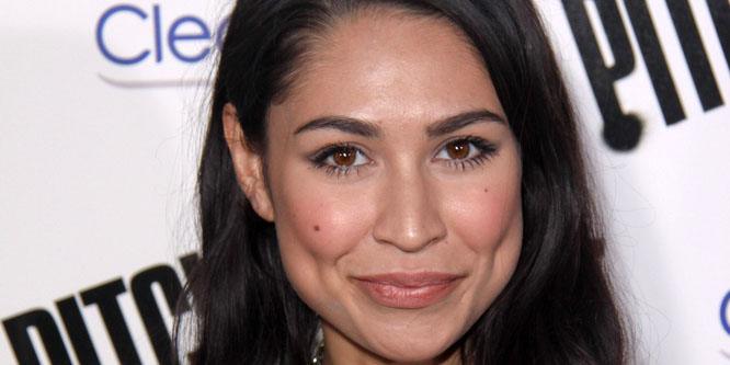 Cassie Steele - Age, Family, Bio | Famous Birthdays