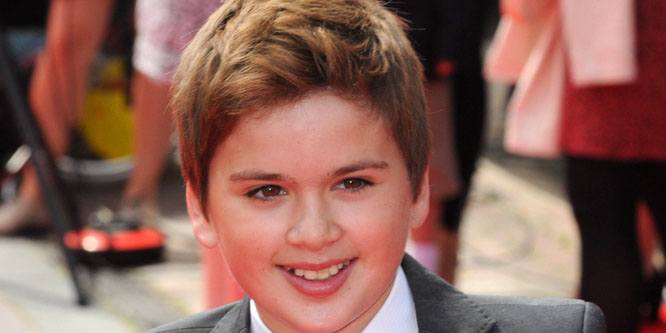 Theo Stevenson - Age, Family, Bio | Famous Birthdays