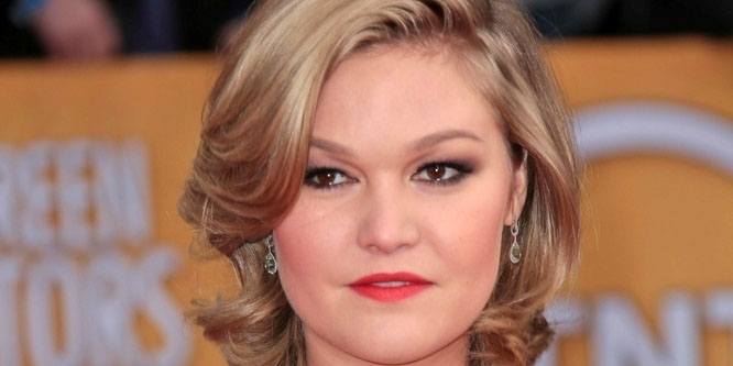 Julia Stiles - Age, Family, Bio | Famous Birthdays
