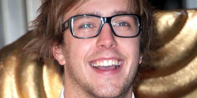 Iain Stirling - Age, Family, Bio | Famous Birthdays