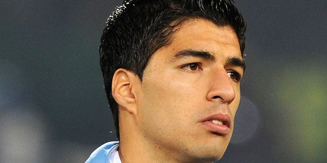 Luis Suárez - Age, Family, Bio | Famous Birthdays