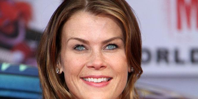 Alison Sweeney - Age, Family, Bio | Famous Birthdays