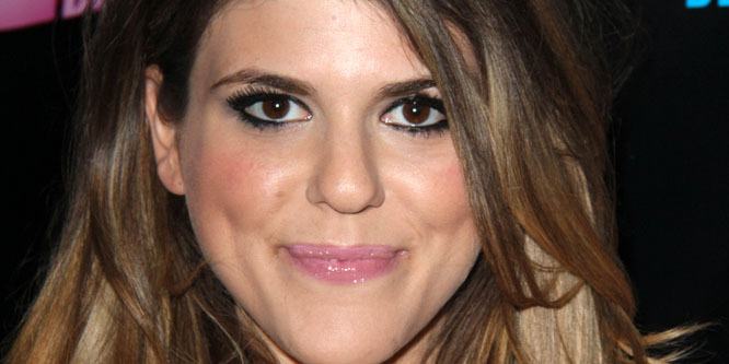 Molly Tarlov - Age, Family, Bio | Famous Birthdays