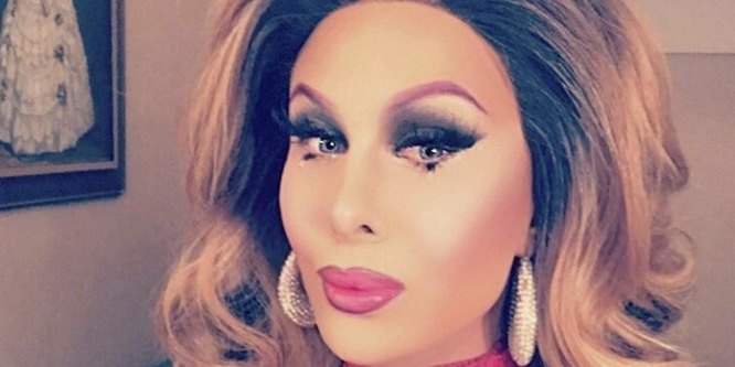 Trinity the Tuck - Age, Family, Bio | Famous Birthdays