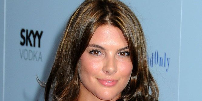 Veronica Taylor - Age, Family, Bio | Famous Birthdays