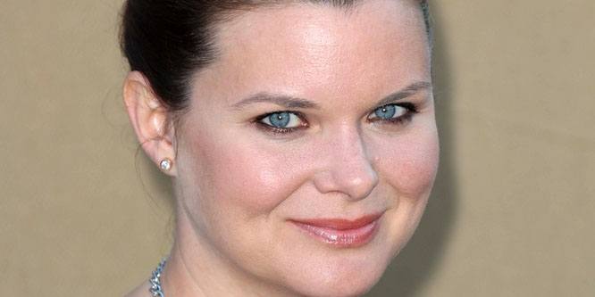 Heather Tom - Age, Family, Bio | Famous Birthdays