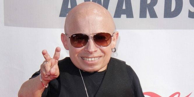 Verne Troyer - Trivia, Family, Bio | Famous Birthdays