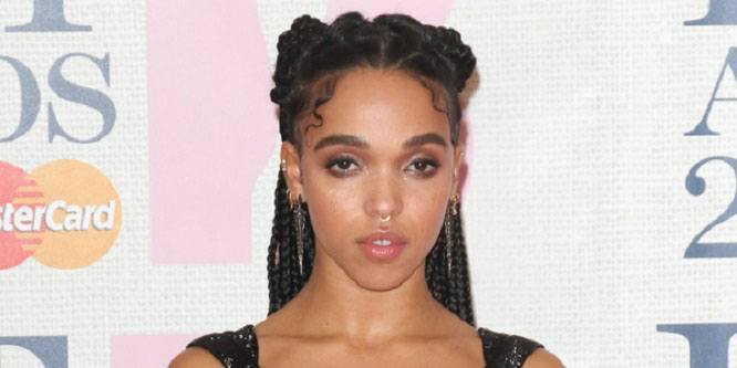 FKA Twigs - Age, Family, Bio | Famous Birthdays