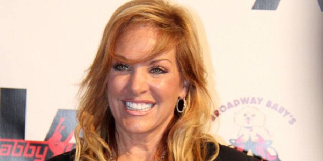Jill Vertes - Age, Family, Bio | Famous Birthdays