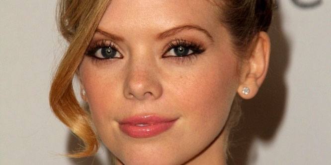 Dreama Walker - Age, Family, Bio | Famous Birthdays