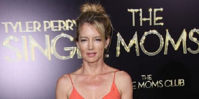 Cynthia Watros - Age, Family, Bio | Famous Birthdays