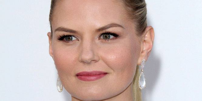 Ashley Williams (TV Actress) - Age, Family, Bio | Famous Birthdays