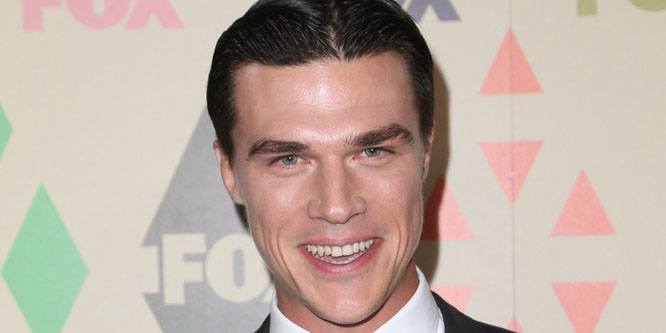 Finn Wittrock - Age, Family, Bio | Famous Birthdays