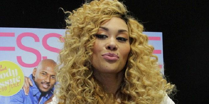Keke Wyatt - Age, Family, Bio | Famous Birthdays