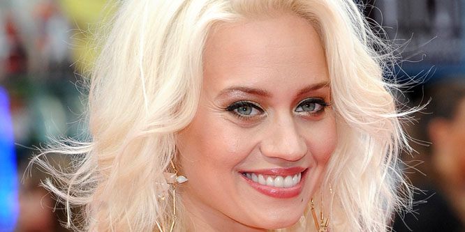 Kimberly Wyatt - Age, Family, Bio | Famous Birthdays