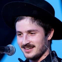 Cole Alexander - Age, Bio, Family | Famous Birthdays