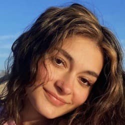 _alexciaa - Age, Bio, Family | Famous Birthdays