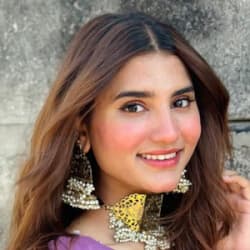 Nimra Mehra - Age, Bio, Family | Famous Birthdays