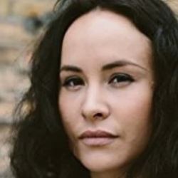 Tommie Amber-Pirie - Age, Bio, Family | Famous Birthdays