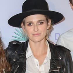 Emily Armstrong - Idade, Vida Pessoal, Biografia | Famous Birthdays