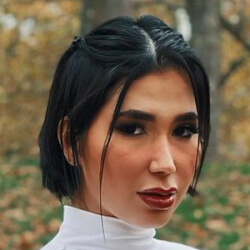 Anna Beggion - Age, Bio, Family | Famous Birthdays