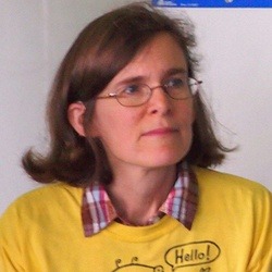 Cece Winans - Age, Bio, Family | Famous Birthdays