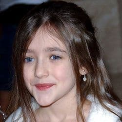 Ashley Boettcher - Age, Bio, Family | Famous Birthdays