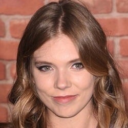 Famous Katies | Famous Birthdays