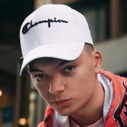 Cacha - Age, Bio, Family | Famous Birthdays