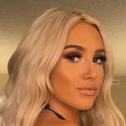 Chloe Calandra - Age, Bio, Family | Famous Birthdays