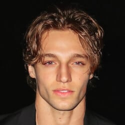 Zane Carter - Age, Bio, Family | Famous Birthdays
