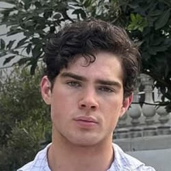 islamyla - Bio, Family | Famous Birthdays