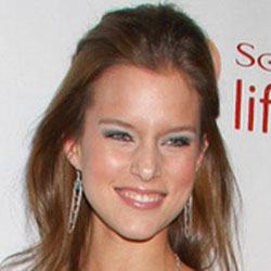 Kim Cloutier - Age, Bio, Family | Famous Birthdays