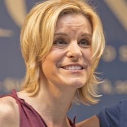 Jenn Colella - Age, Bio, Family | Famous Birthdays