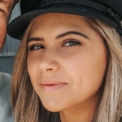 Demi Engemann - Age, Bio, Family | Famous Birthdays