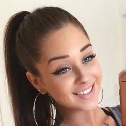 Valérie Cossette - Age, Bio, Family | Famous Birthdays