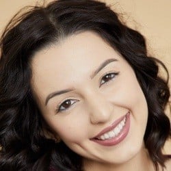 Alessandra Cruz (TikTok Star) - Age, Bio, Family | Famous Birthdays