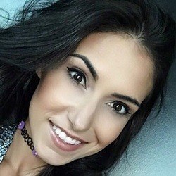 Elena Cruz - Age, Bio, Family | Famous Birthdays