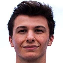 Nikki D'Alessandro - Age, Bio, Family | Famous Birthdays