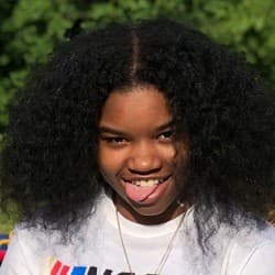 Danay Danayandleo - Age, Bio, Family | Famous Birthdays