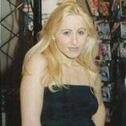 Jessica Darlin - Age, Bio, Family | Famous Birthdays
